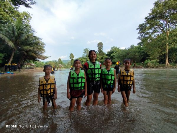 สอนพายเรือ แคนู คยัค SUP สำหรับ เด้กประถมวัย